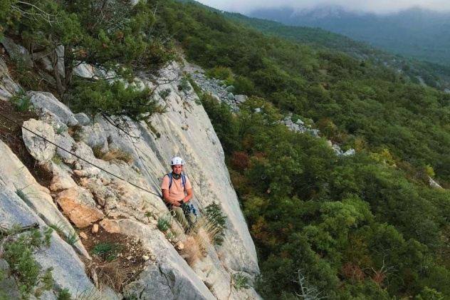 СКАЛЬНОЕ ПУТЕШЕСТВИЕ БАТИЛИМАН - ЛАСПИНСКИЙ ПЕРЕВАЛ. СКАЛЬНОЕ ПУТЕШЕСТВИЕ БАТИЛИМАН - ЛАСПИНСКИЙ ПЕРЕВАЛ.