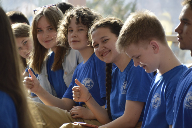 Участники профильной смены РГО "Мир открытий" в ВДЦ "Смена" Участники профильной смены РГО "Мир открытий" в ВДЦ "Смена"