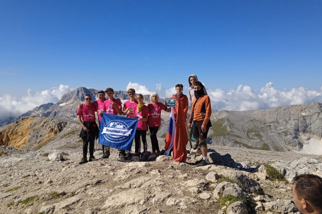 участники Школы восхождения