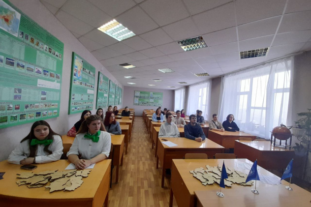 Площадка РГО на патриотическом форуме "Земля Героев"