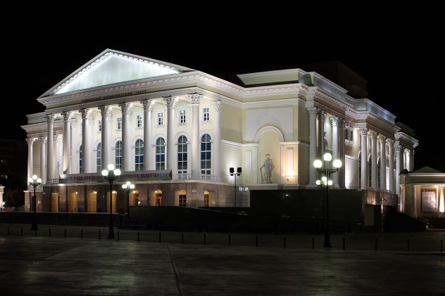 Тюменский театр