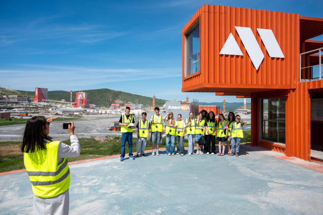 Василий Максимов