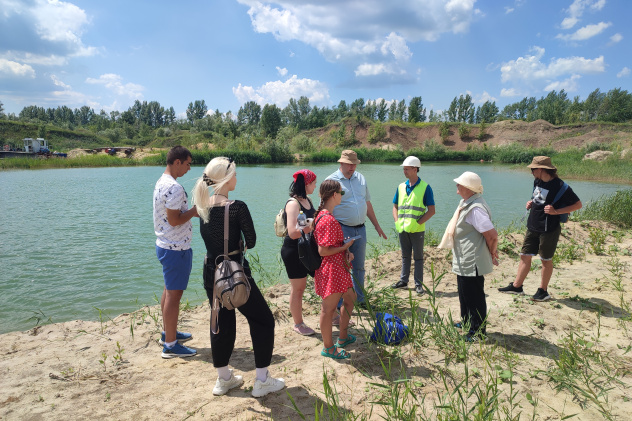 Характеристика геологического строения месторождения песков