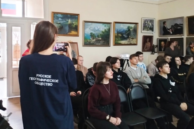 Волонтеры МК РГО "Салют" на научно-популярном лектории "Открываем Россию заново. Вместе с РГО" Волонтеры МК РГО "Салют" на научно-популярном лектории "Открываем Россию заново. Вместе с РГО"