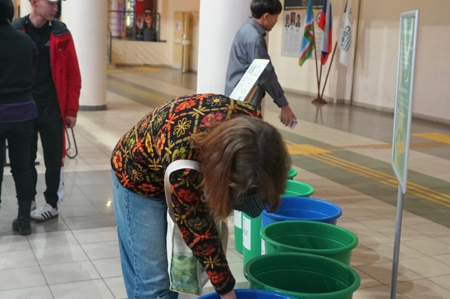 Автор: Е. Иванова Автор: Е. Иванова