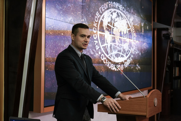 Антон Юрманов