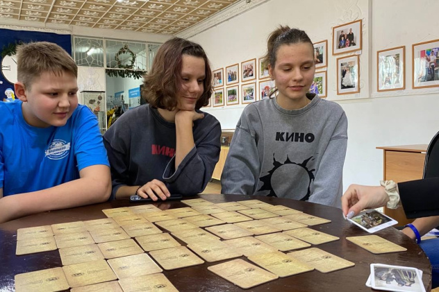 Участники турнира по настольным играм