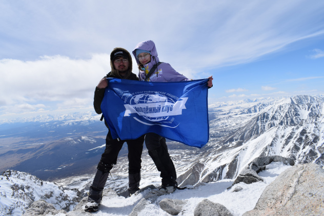 На вершине Мунку-Сардык На вершине Мунку-Сардык