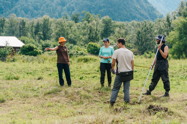 Молодежная археологическая школа на Телецком озере Молодежная археологическая школа на Телецком озере