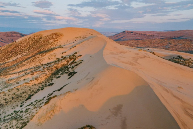 Бархан Сарыкум