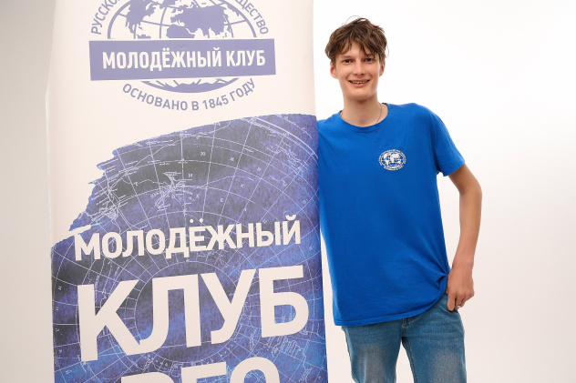 Здорово быть причастным к чему-то большому! Здорово быть причастным к чему-то большому!