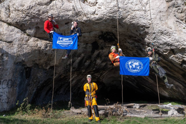 Евгений Петросян