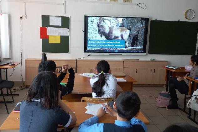 Гимназисты Гимназисты
