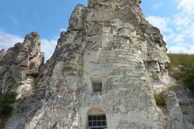 Вход в пещеру