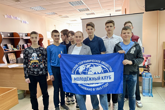 8 класс лицея "Коллеж" г.Донецка 8 класс лицея "Коллеж" г.Донецка