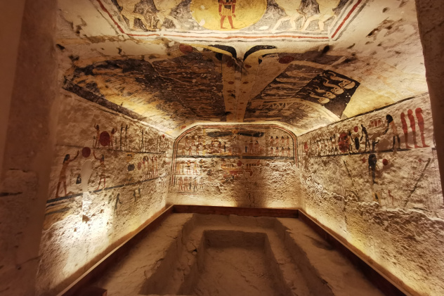 Луксор Луксор