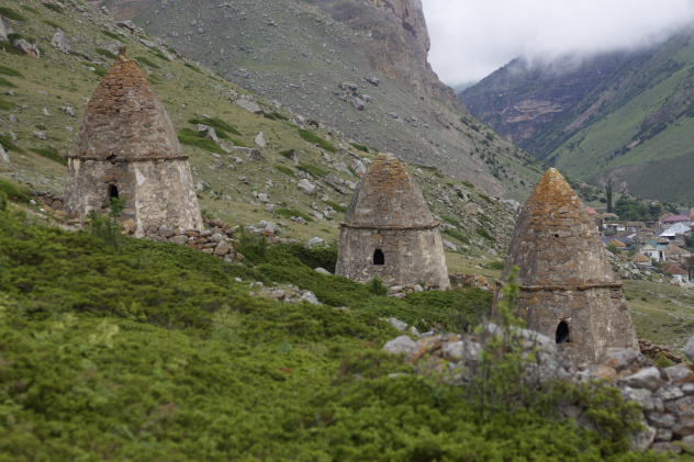 Некрополь Фардык-Кешене Некрополь Фардык-Кешене