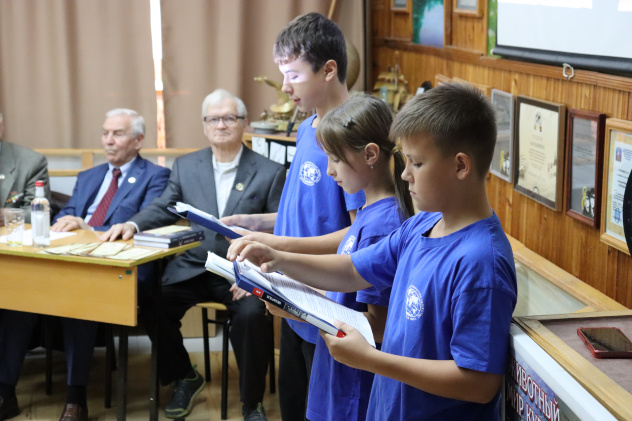 Юные лекторы Юные лекторы