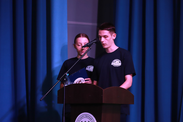 Активисты Молодежного клуба РГО Хан Тигир Активисты Молодежного клуба РГО Хан Тигир