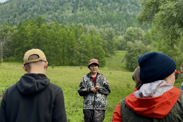 Экспедиция "К Золотому озеру" Экспедиция "К Золотому озеру"