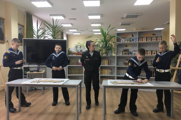 Молодежный клуб РГО на базе филиала НВМУ (Севастопольское ПКУ) Молодежный клуб РГО на базе филиала НВМУ (Севастопольское ПКУ)