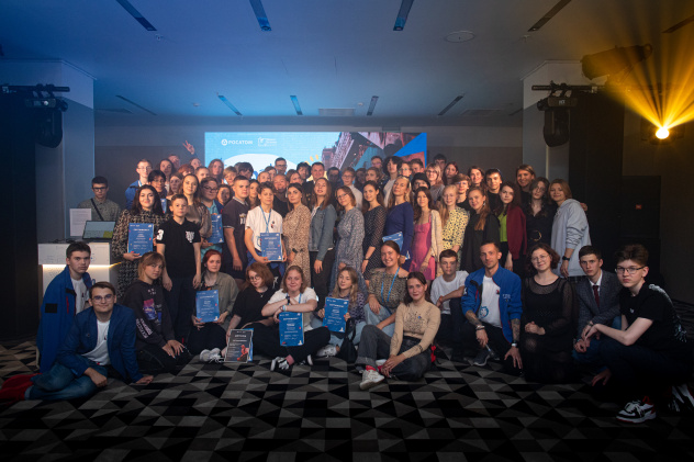 Выставка арт-объектов в мурманском отеле "Азимут"