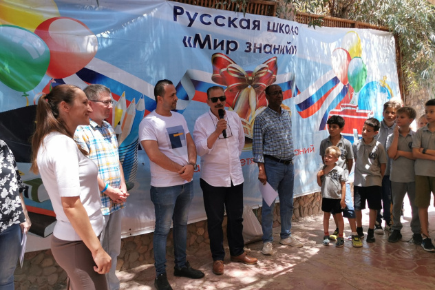 mir_znaniy_kryshki_006