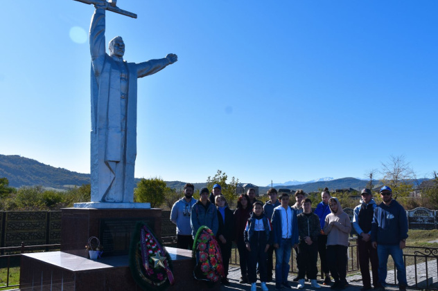 Тенгиз Мокаев Тенгиз Мокаев