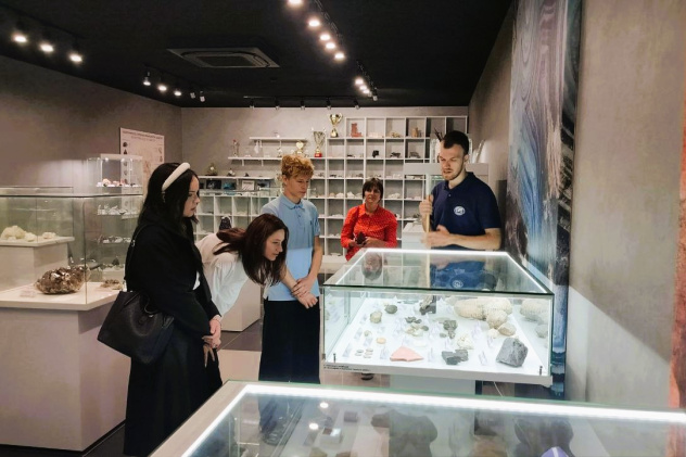 "НЕурок географии" в КемГУ "НЕурок географии" в КемГУ