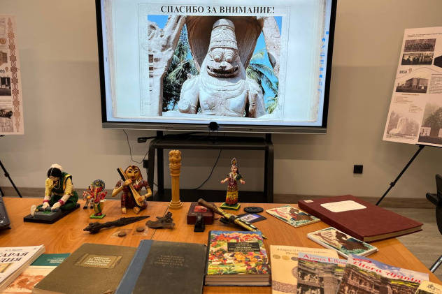 Александр Бондарь