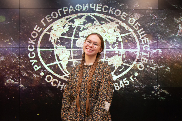 Памятная фотокарточка из Штаб-квартиры Общества