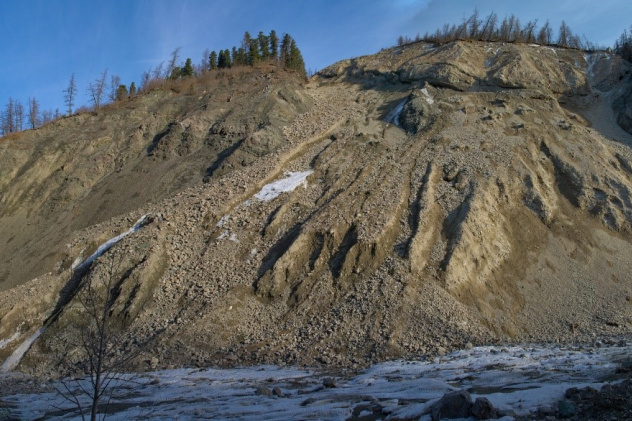 Живая осыпь Белоиркутная Живая осыпь Белоиркутная