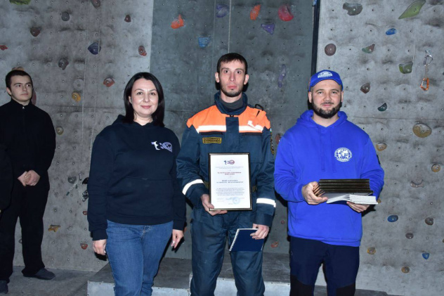 Турнир по скалолазанию