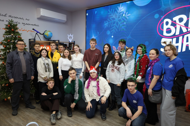 Школьники и студенты субботнего турнира Школьники и студенты субботнего турнира