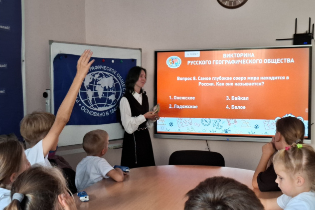 Александр Константинов