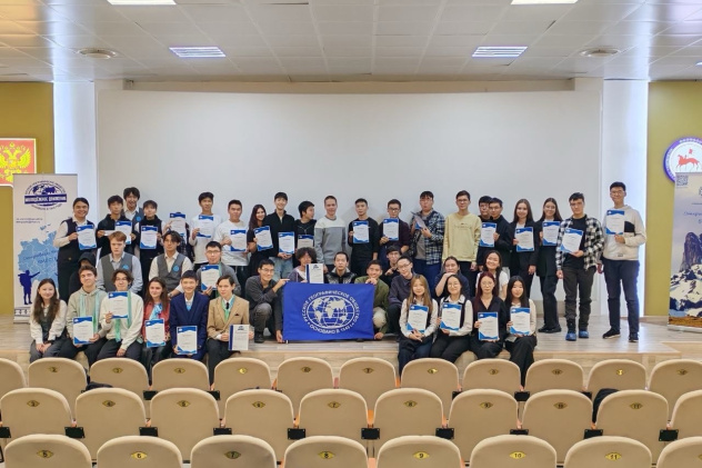 Автор: Ю. Ксенофонтова Автор: Ю. Ксенофонтова