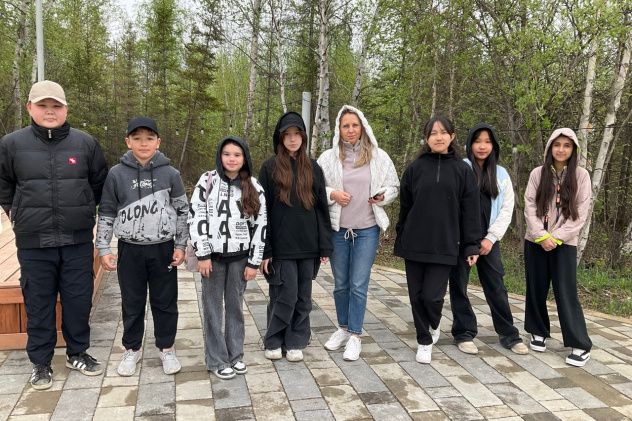 Команды "На волне" и "Позитив" Команды "На волне" и "Позитив"