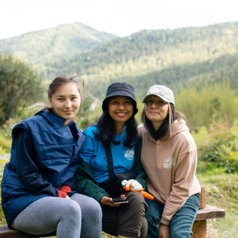 В Горно-Алтайском ботаническом саду (ООПТ)