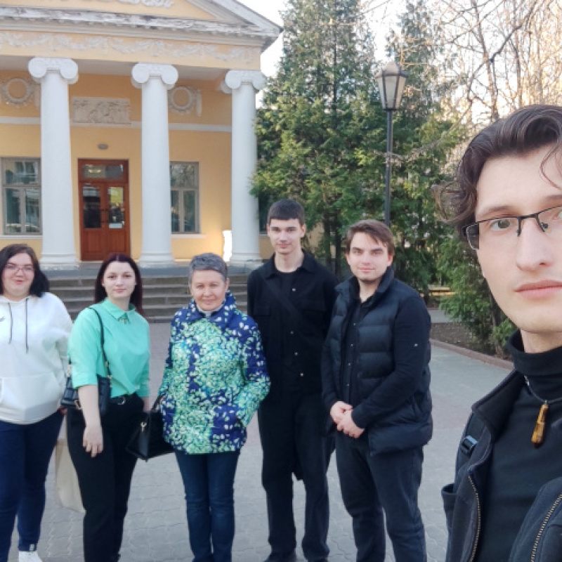 У музея истории медицины У музея истории медицины