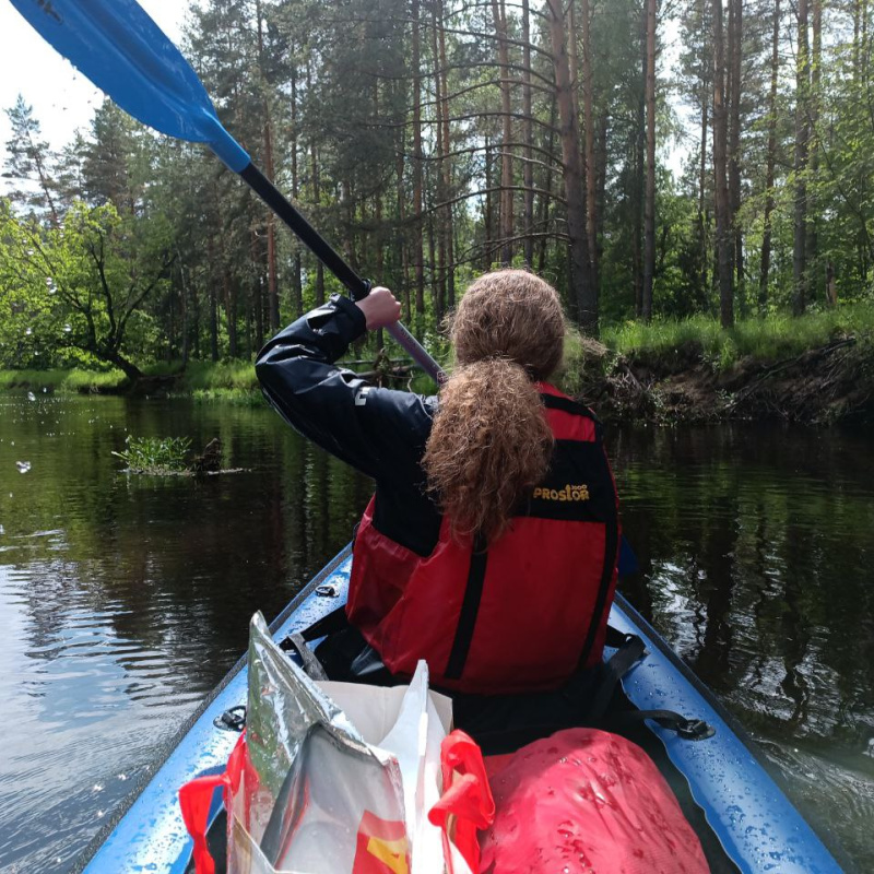 Активистка клуба Стефания Рулева на сплаве