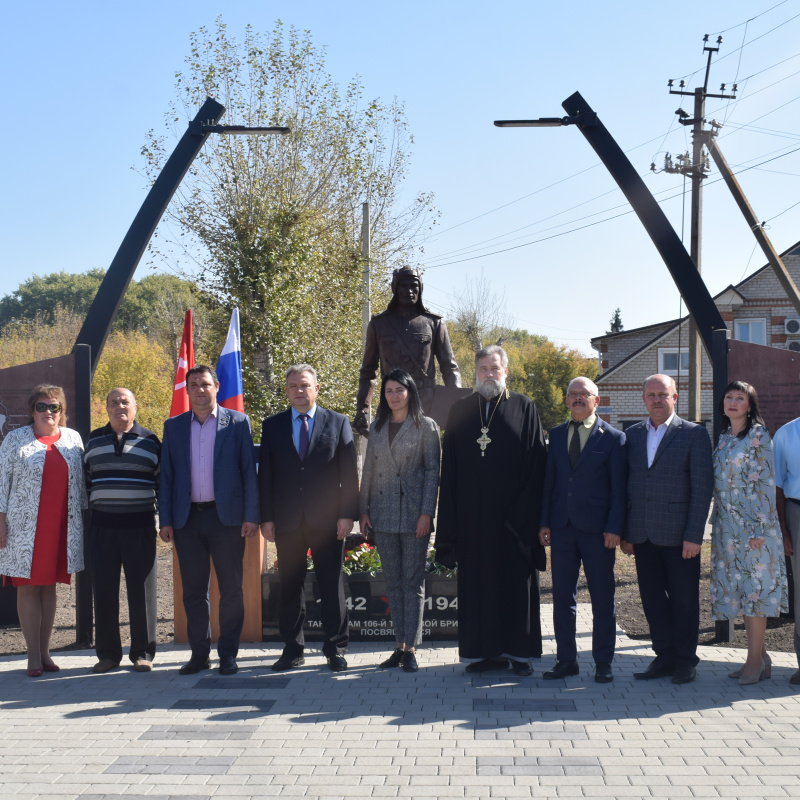 Митинг-открытие "Танкистам-освободителям"