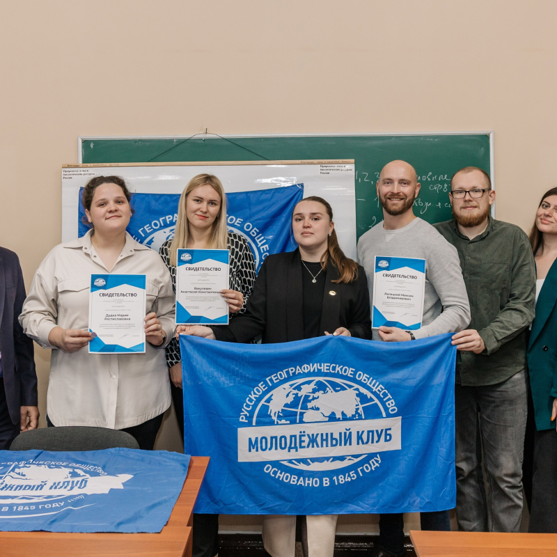 Ксения Гасица Ксения Гасица