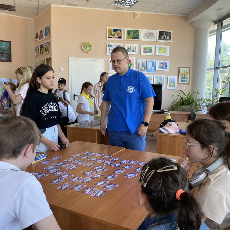 Молодежный клуб РГО - на Дне защиты детей - 2024