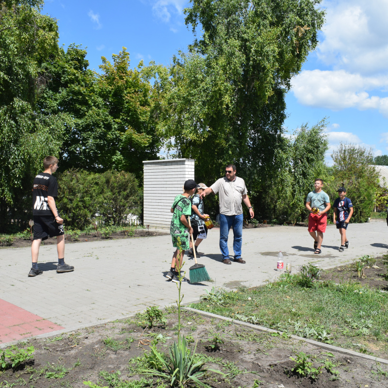 День добрых дел в лагере "Старт в науку"