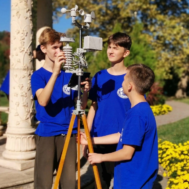 Профильные смены РГО "Мир открытий"