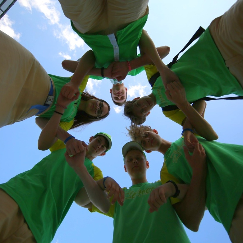 Участники профильной смены РГО "Мир открытий" в МДЦ "Артек" Участники профильной смены РГО "Мир открытий" в МДЦ "Артек"