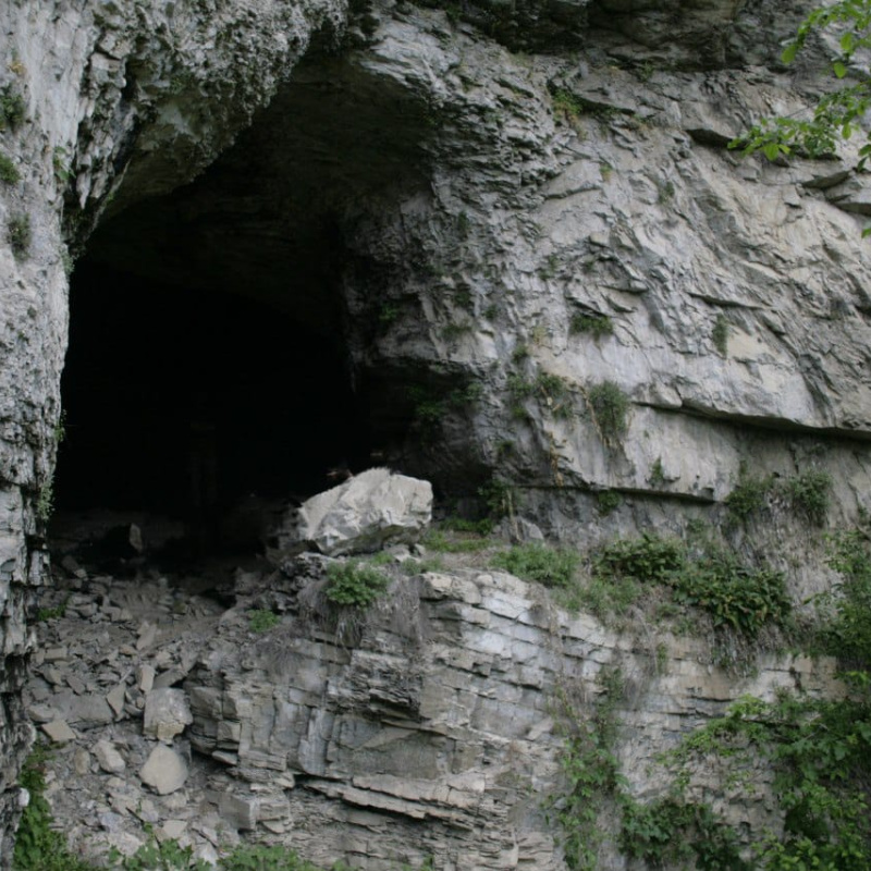 Пещера Пещера