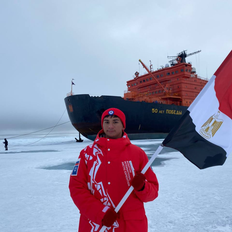 Флаг Египта на Северном полюсе Флаг Египта на Северном полюсе