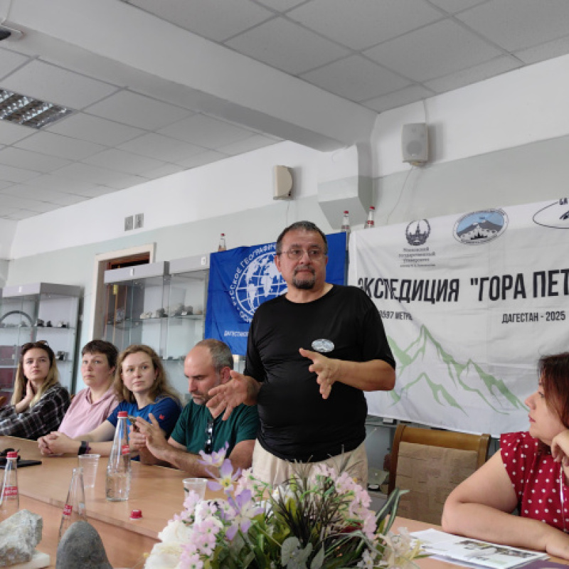 Сергей Черноморец рассказывает об экспедиции и своей команде Сергей Черноморец рассказывает об экспедиции и своей команде