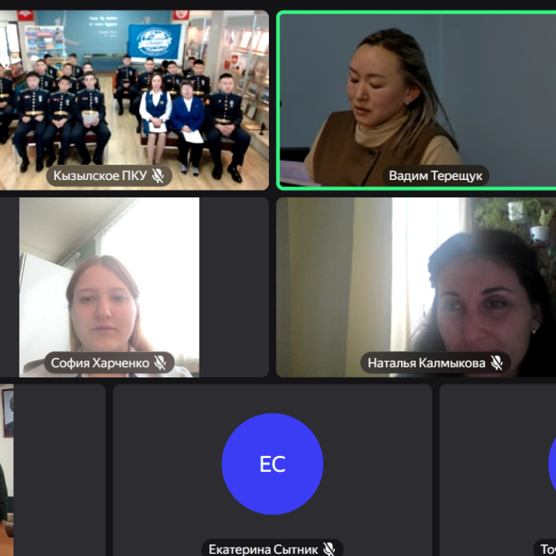 Анна Ефимова Год единства народов России открывает телемост дружбы Молодёжных центров РГО ДНР и Республики Тыва